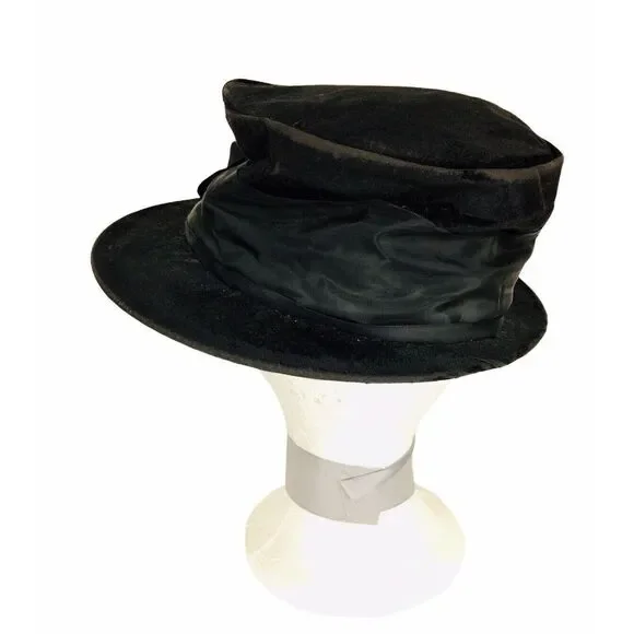 Antique Victorian Edwardian 1900s Black Velvet Wire Frame Slouchy Bow Top Hat